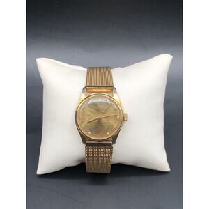 Vintage 1776 - 1976 Bicentennial Coin Gold Tone Mechanical Watch *Works*